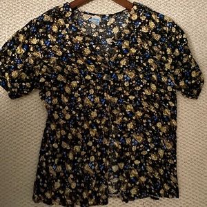 Vintage flower button up blouse